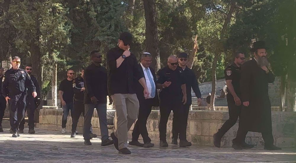 Extremist Israeli minister intrudes into al-Aqsa Mosque for third time in a year