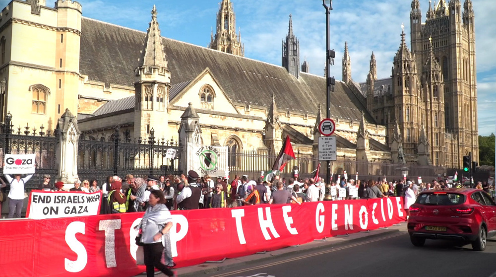 London human chain protest calls for UK to stop arming Israel