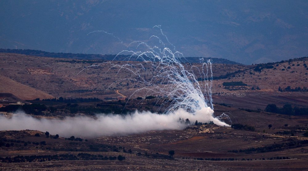 Israël largue des bombes au phosphore blanc sur le sud du Liban