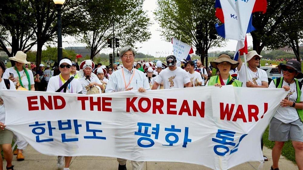 South Koreans march for peace near DMZ