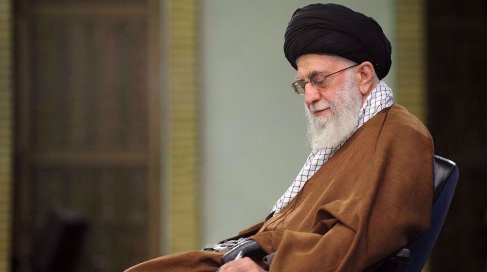 Le Leader félicite la nation iranienne et le président élu