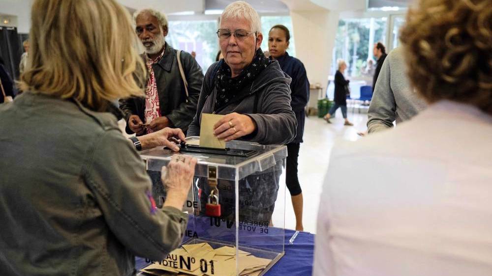 France : le second tour du scrutin législatif sous tension