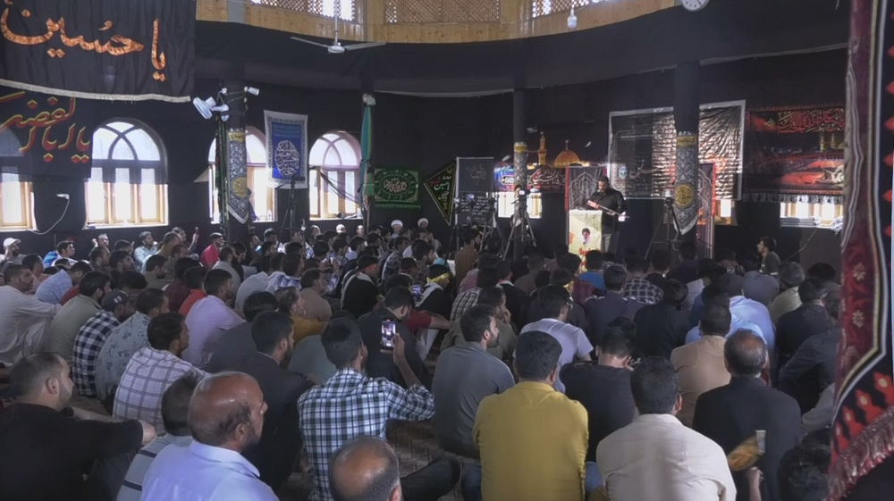 Kashmiris demand lifting of ban on traditional Ashura procession