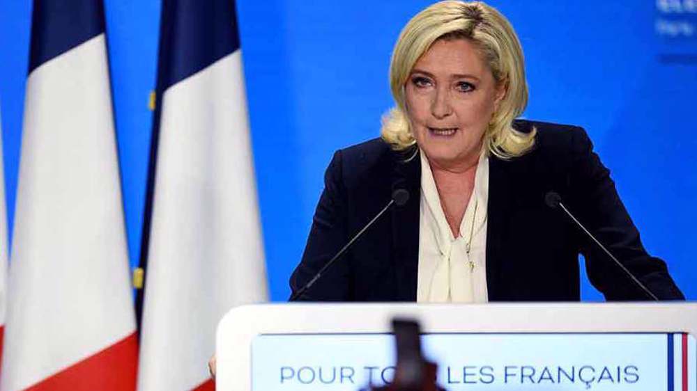 France: Marine Le Pen accusée de financement illégal