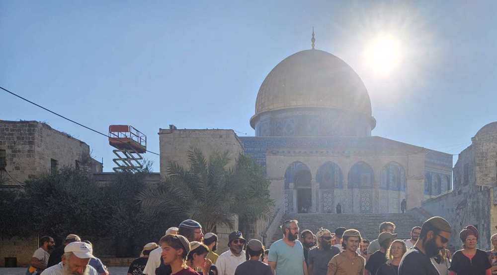 Des centaines de colons prennent d'assaut la mosquée Al-Aqsa