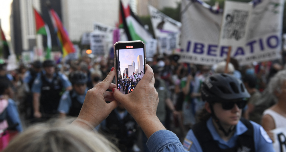 Pro-Palestine US protesters call for Gaza ceasefire as Democrats gather in Chicago