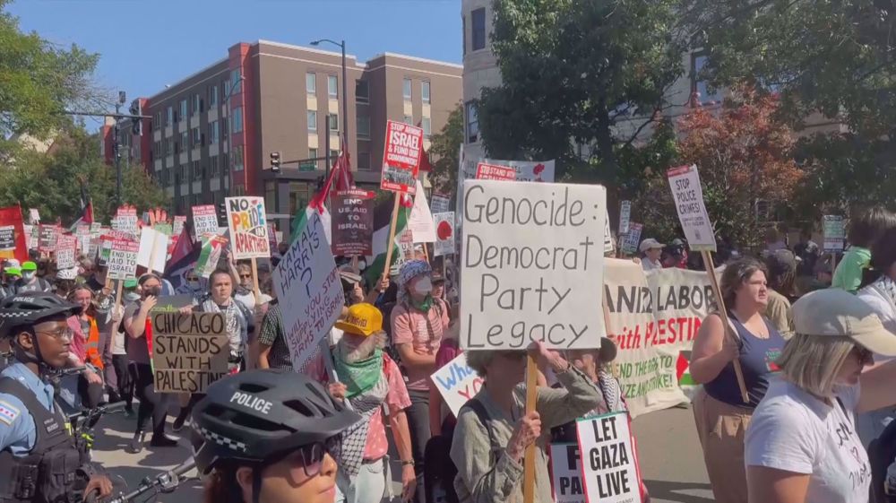 Huge march for Gaza against Democratic National Convention in Chicago