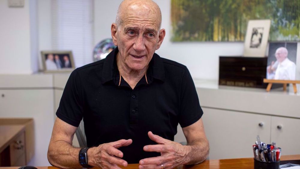 Ex-Israeli PM Olmert tells officials to resign if Gaza truce talks fail