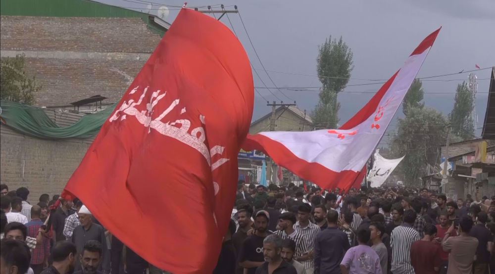 Kashmir commemorates Arba'een