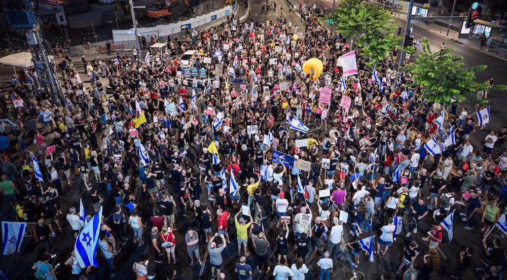 Les manifestations anti-Netanyahu ont de nouveau dégréné en violence