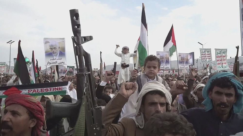 Yemenis stage massive rallies to declare support for Yahya Sinwar