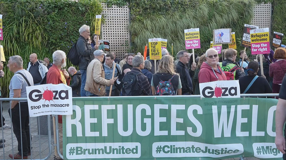 Thousands mobilize to protest against anti-immigrant Reform UK party