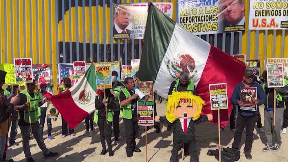 Activists in Mexico rally against incoming Trump's anti-immigration policies