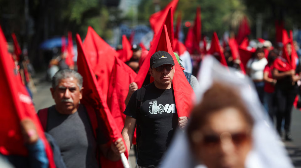 Mexicans stage anti-Trump protest outside US embassy 