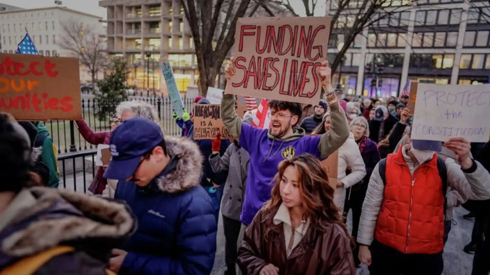 US protesters rally against Trump outside White House