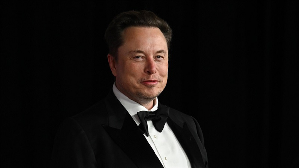 Musk interferes in British politics