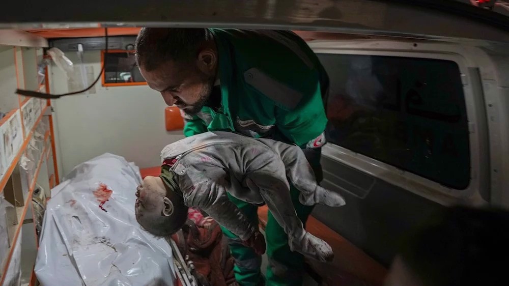 Gaza hospitals 'have become death traps', UNRWA warns 