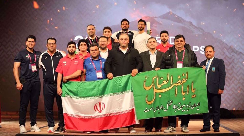 L’équipe iranienne d’haltérophilie sacrée championne du monde 