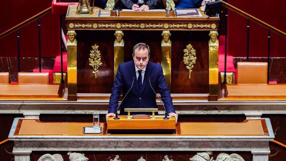 Le Premier ministre français confirme vouloir suspendre la réforme des retraites
