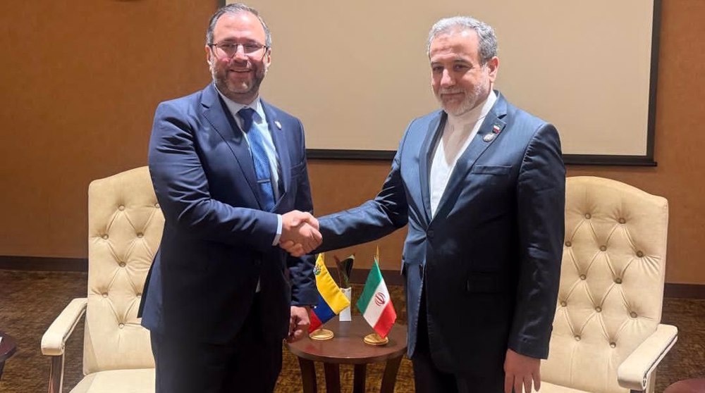 Iran, Venezuela slam illegal US actions, stress nations’ right to resist bullying