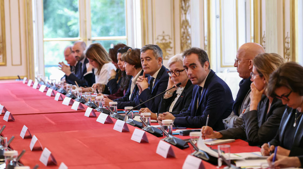 France: le gouvernement acte la suspension de la réforme des retraites 