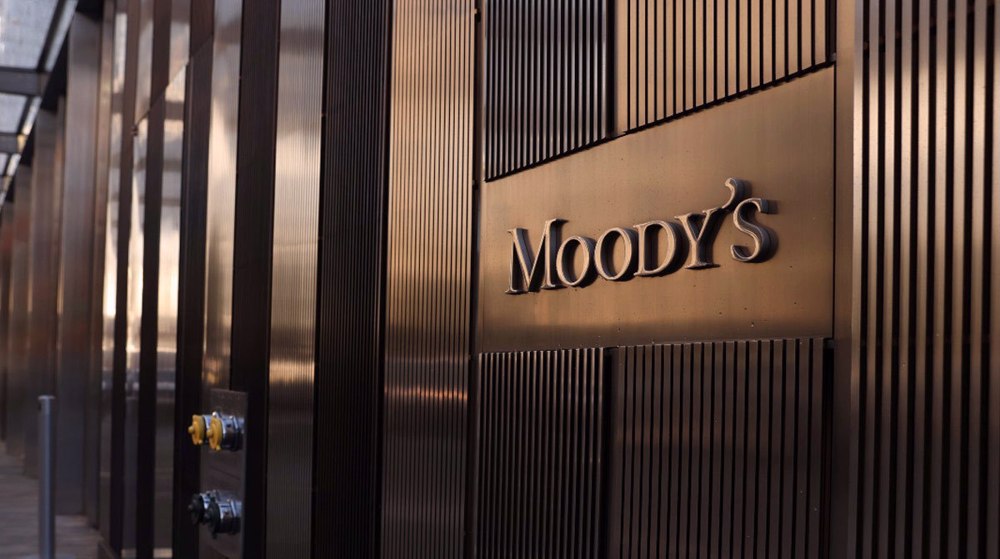 Contrairement à S&P et Fitch, Moody’s maintient provisoirement la note de la France