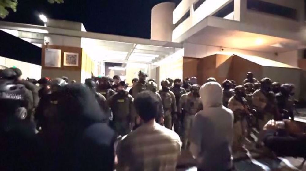 Protests in Portland, Oregon outside ICE facility