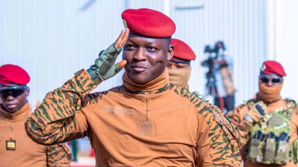 Ibrahim Traoré contre la désinformation impérialiste : l’Afrique reprend la parole