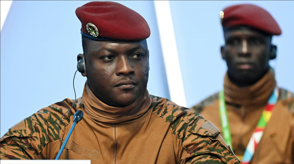 Burkina: huit membres d’une ONG, dont deux Français, arrêtés pour espionnage