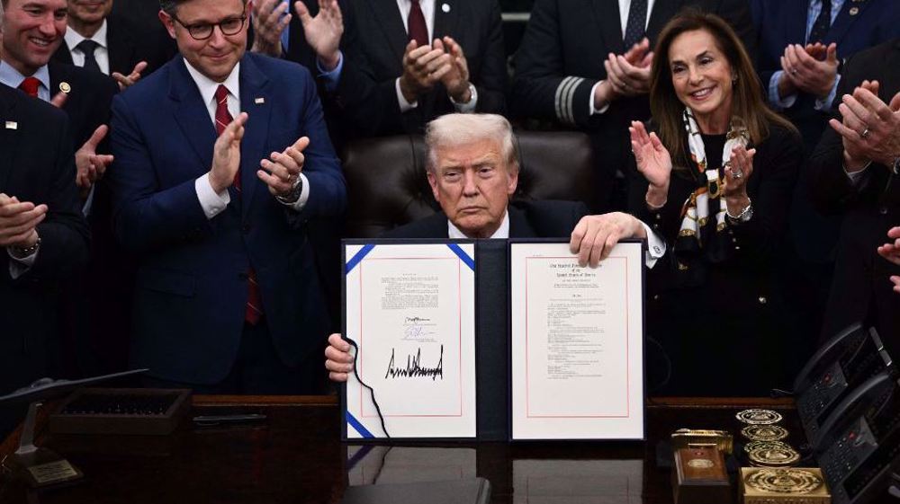 Record-long US government shutdown ends as Trump signs funding bill