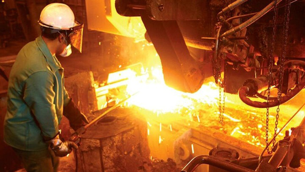 Iran se reclasse septième producteur mondial d'acier      