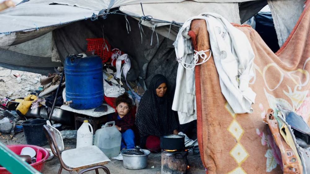 Israeli forces kill Palestinian man in southern Gaza in violation of ceasefire
