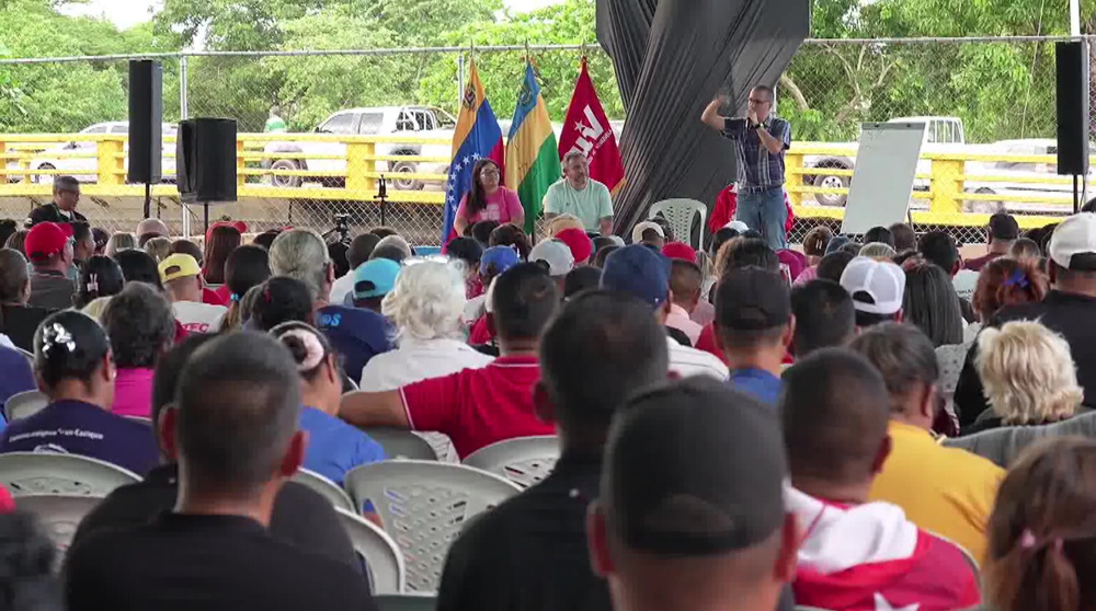 Venezuelans say mobilization ongoing to counter US threats