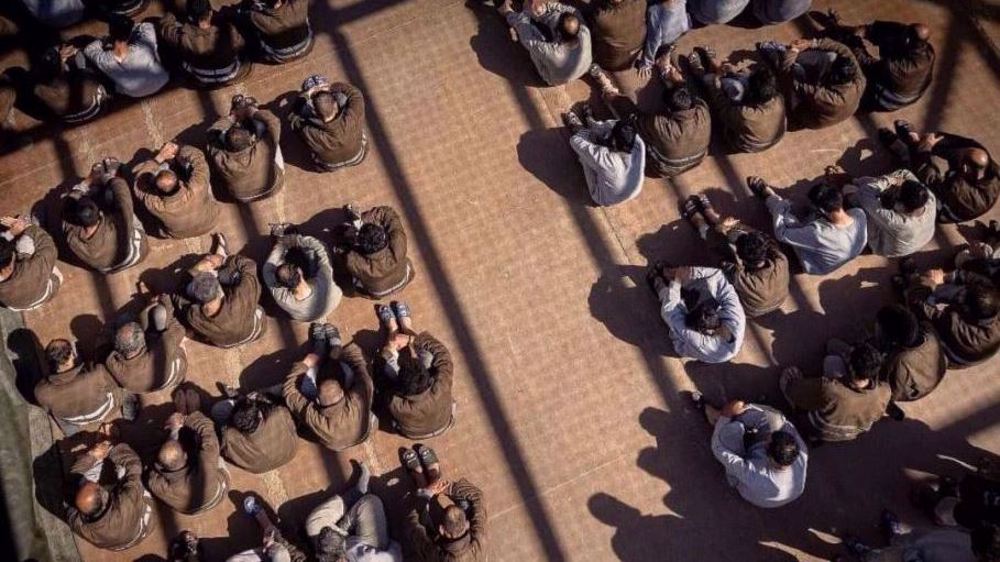 US Rep. Ilhan Omar (D-MN) (L) talks with Speaker of the House Nancy Pelosi (D-CA) during a rally with fellow Democrats before voting on H.R. 1, or the People Act, on the East Steps of the US Capitol on March 08, 2019 in Washington, DC. (AFP photo) 