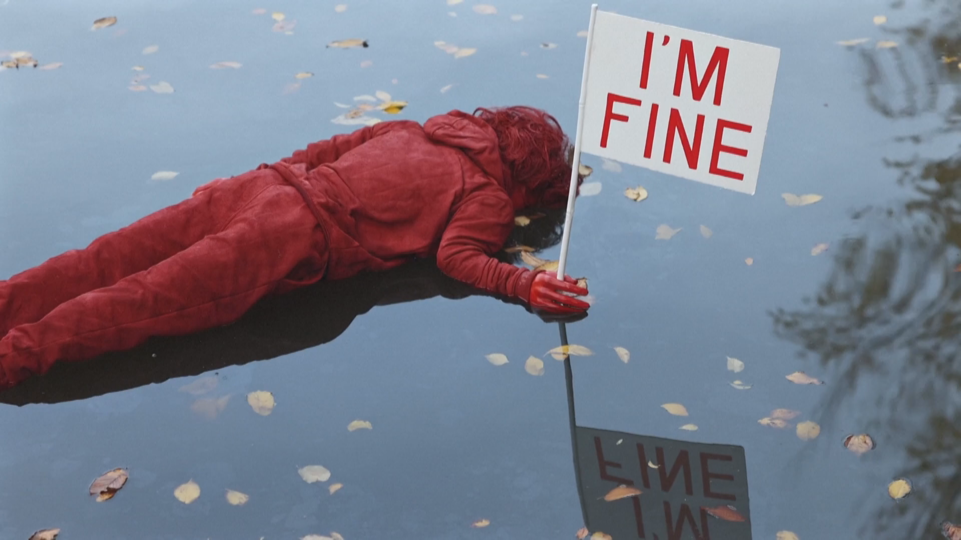 Artist's ironic statement in Amsterdam canals highlights climate crisis