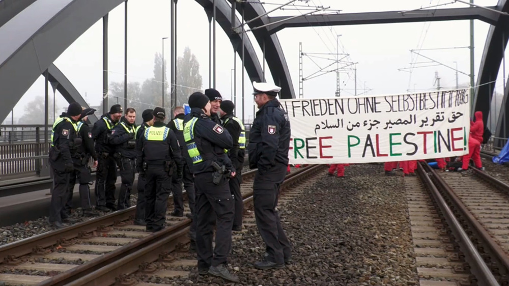 Activists slam Germany for sending arms to Israel, block Hamburg port