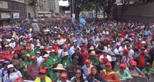 Venezuelans march to support Maduro government in the face of US threats