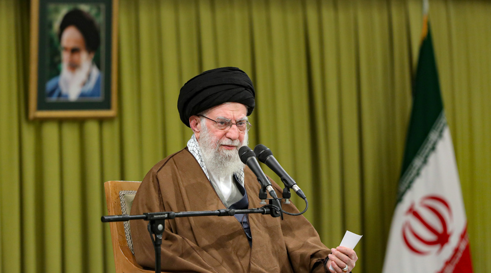 Leader : Les puissances arrogantes cherchent à affaiblir l’Iran (Débat)