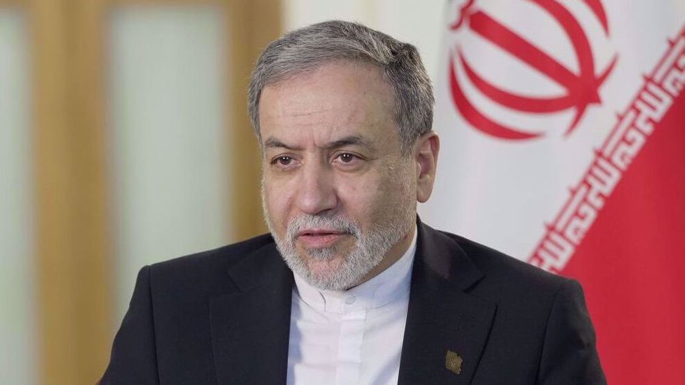 Araghchi à Moscou : l'Iran défendra ses droits nucléaires