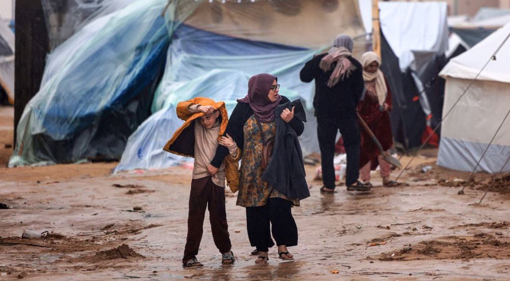 Gaza : les pluies envahissent les tentes des déplacés et aggravent leur souffrance