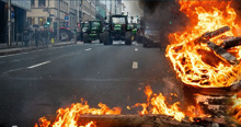 Clashes in Brussels as farmers demand greater EU support