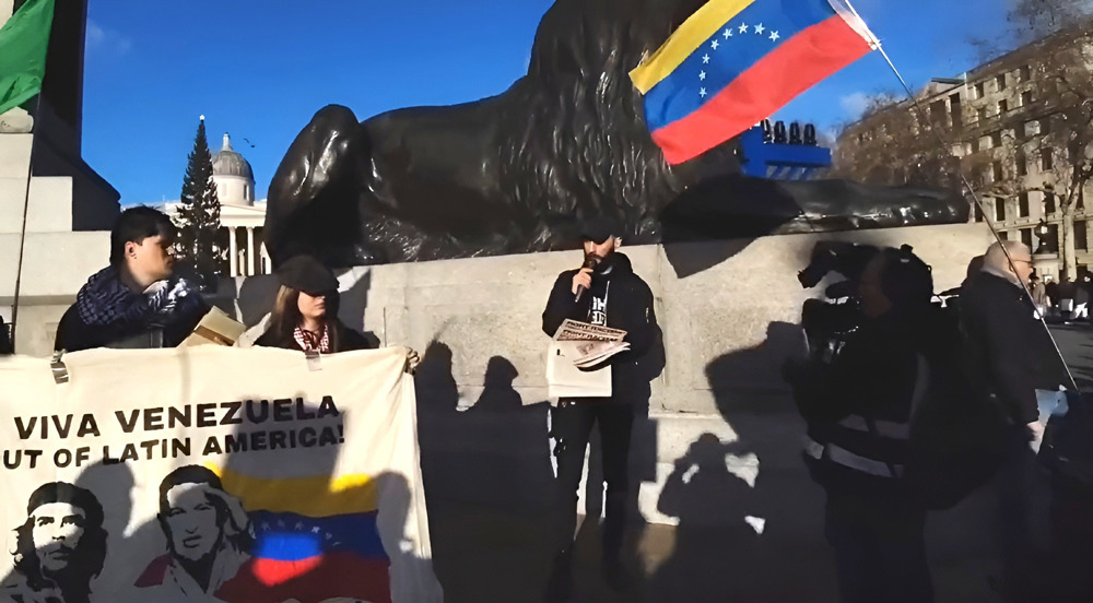 No war for oil: Londoners protest US bullying Venezuela