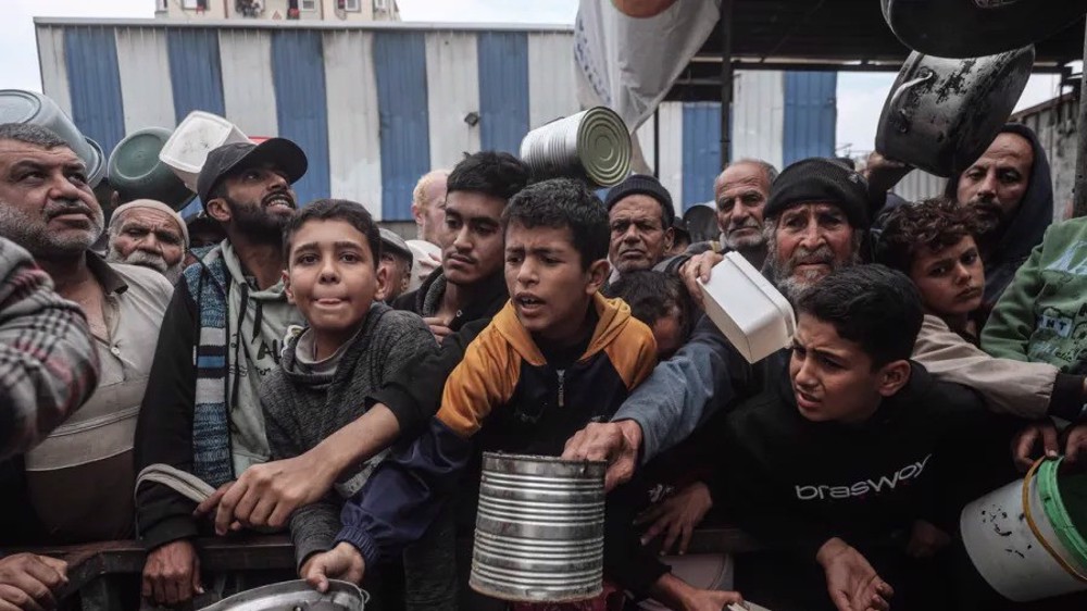  Progress against famine remains ‘extremely fragile’ in Gaza: WHO chief