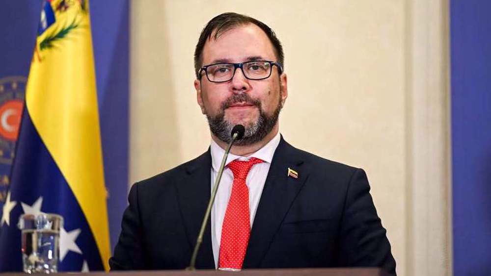 Venezuela demands end to US military presence