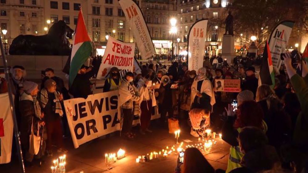 London Jewish bloc holds Hanukkah action for Palestinian liberation