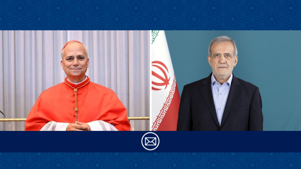 Iran president offers Christmas, New Year greetings to Pope