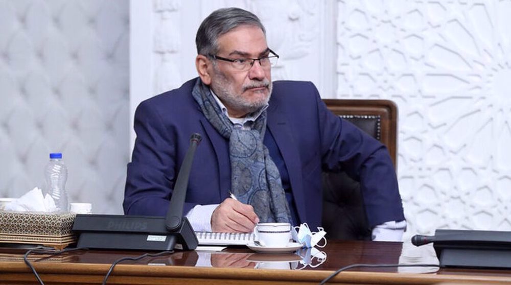 Defense advisor to Leader warns Persian Gulf bloc not to play with Iran’s ‘red lines’