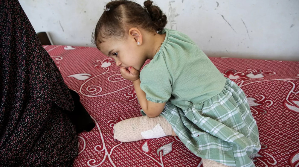US Rep. Ilhan Omar (D-MN) (L) talks with Speaker of the House Nancy Pelosi (D-CA) during a rally with fellow Democrats before voting on H.R. 1, or the People Act, on the East Steps of the US Capitol on March 08, 2019 in Washington, DC. (AFP photo) 