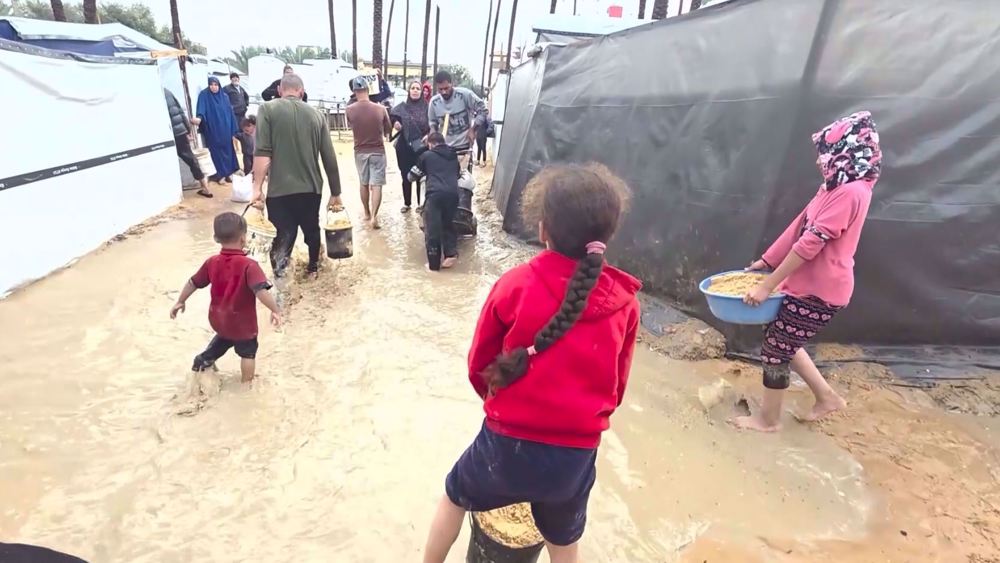 Israel opens Gaza Valley dam, causing floods and tormenting the displaced