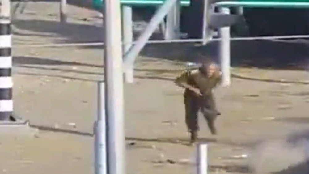 Israeli media air footage of incoming Mossad chief fleeing during Operation Al-Aqsa Flood